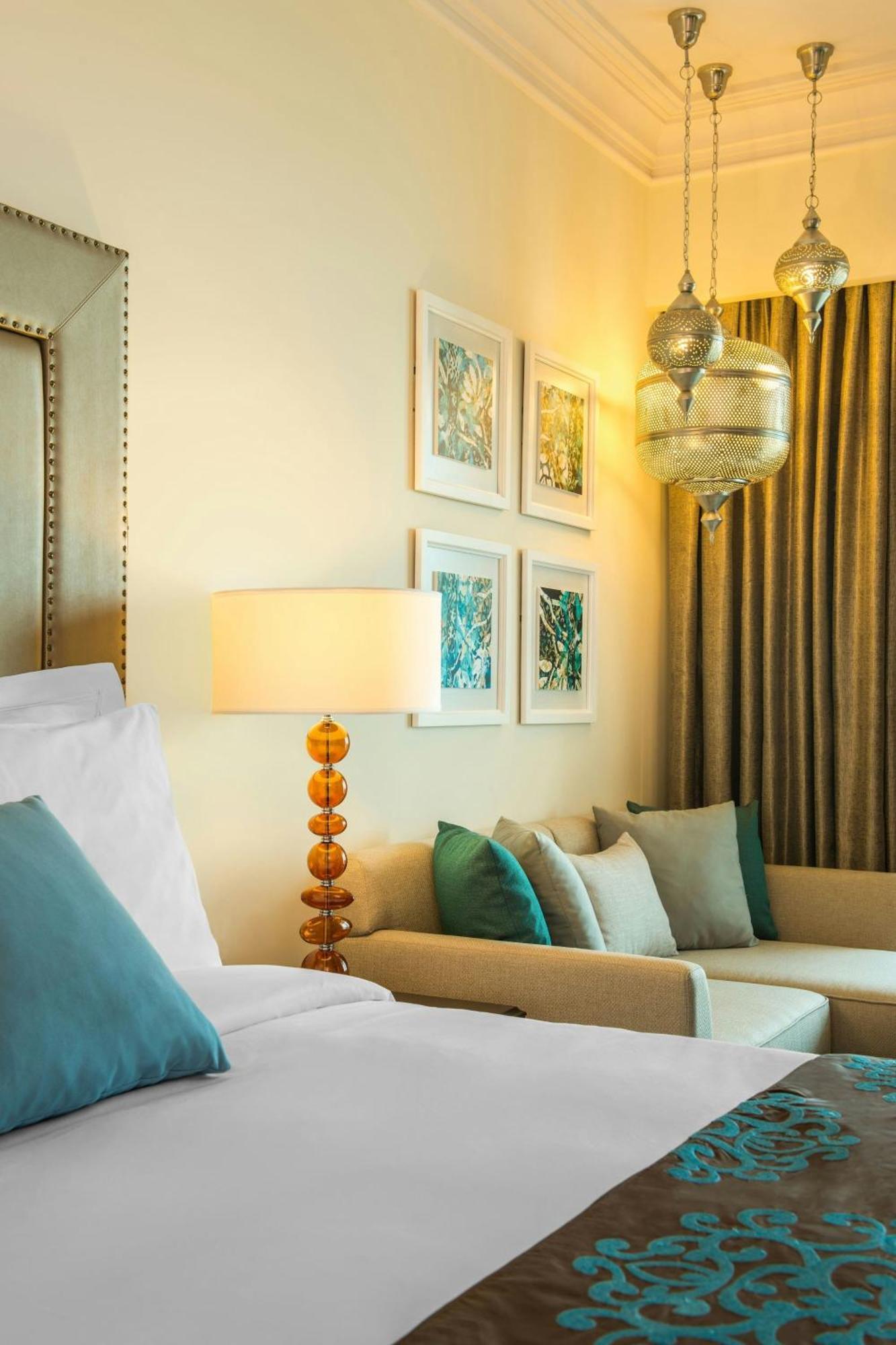 Ajman Saray, A Luxury Collection Resort, אג'מן מראה חיצוני תמונה A room at the hotel