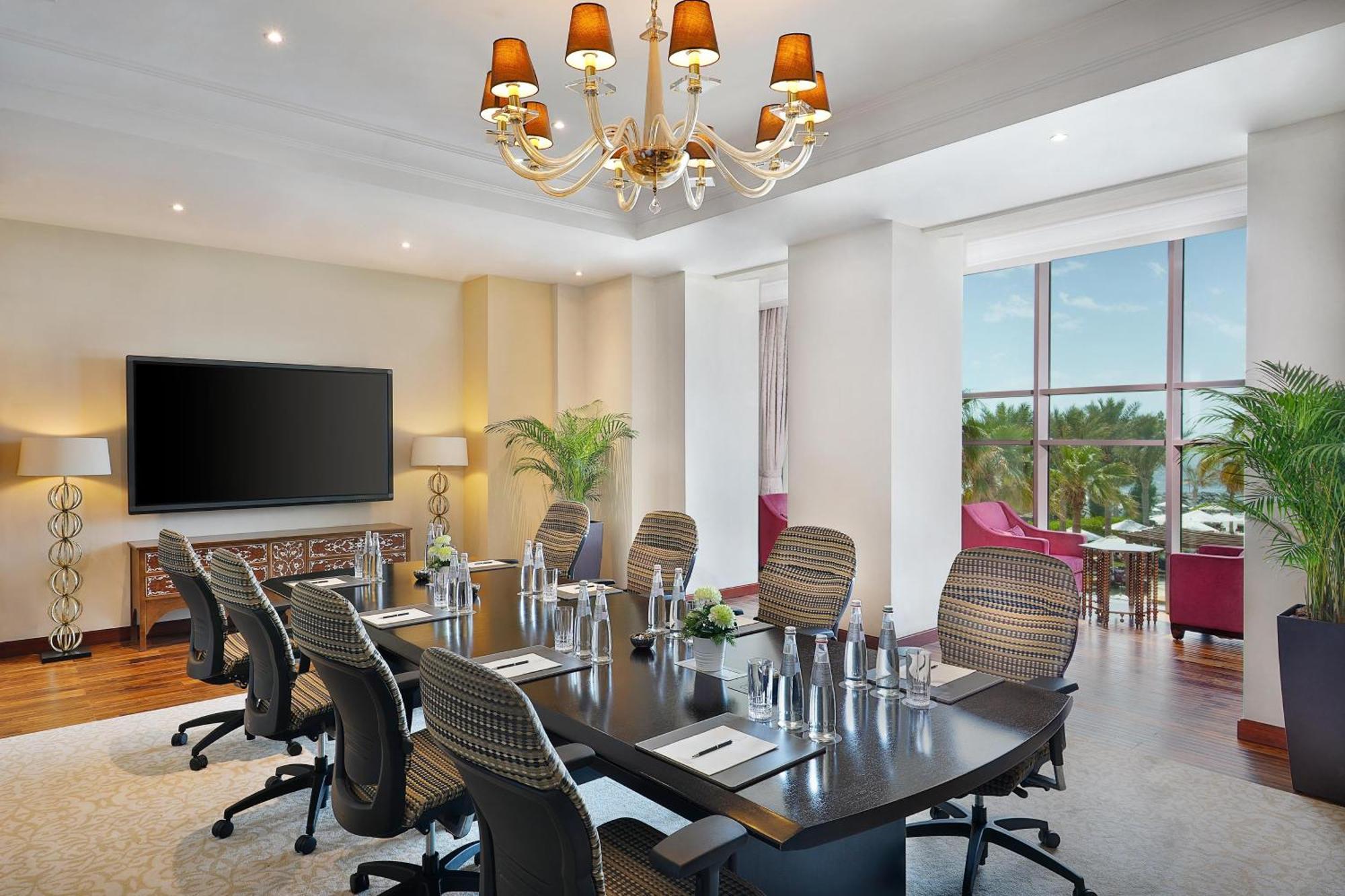 Ajman Saray, A Luxury Collection Resort, אג'מן מראה חיצוני תמונה Meeting room